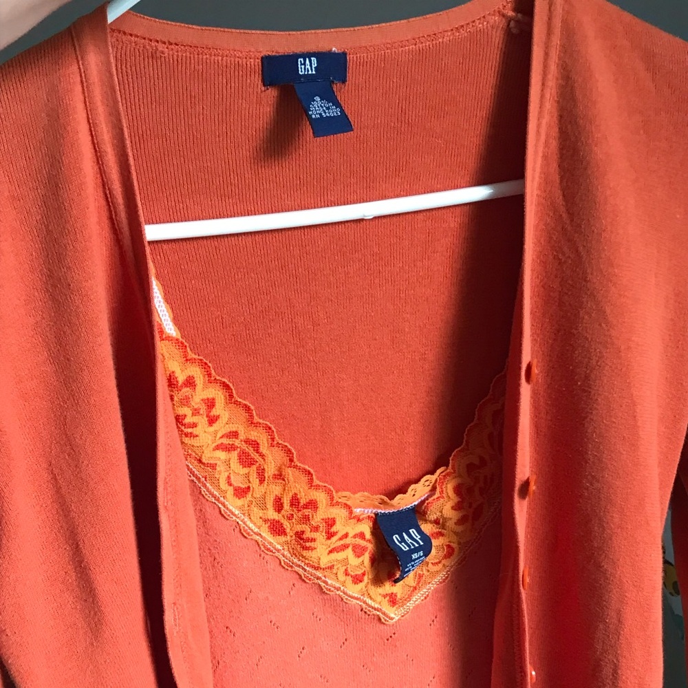 LOT of 3❗️❗️❗️GAP cotton cardigan (2) and 1 matching camisole